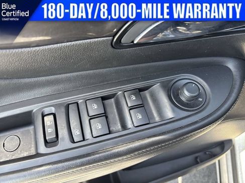 Used 2018 Buick Encore Essence AWD/4WD image 22