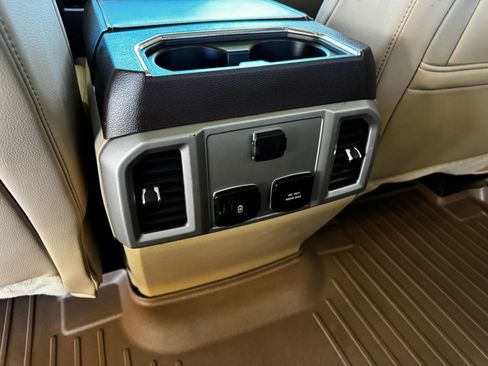 Used 2020 Ford F150 Lariat image 24