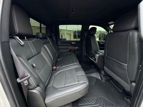 Used 2023 Chevrolet Silverado 2500 High Country w/ Z71 Off-Road Package image 17