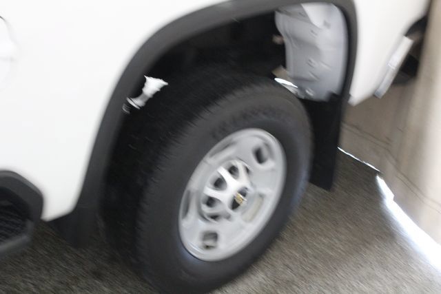 Used 2022 Chevrolet Silverado 2500 W/T w/ WT Fleet Convenience Package AWD/4WD image 12