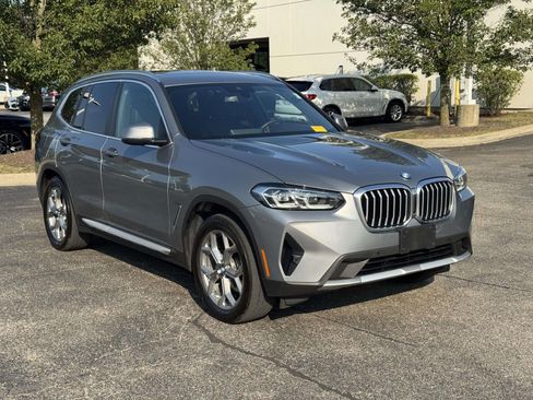 Used 2024 BMW X3 xDrive30i w/ Convenience Package AWD/4WD image 3