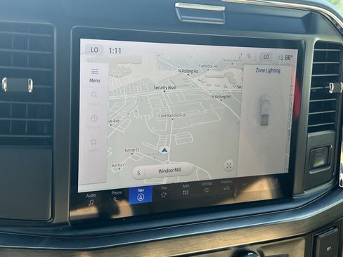 Used 2025 Ford F250 Lariat w/ Black Appearance Package image 20