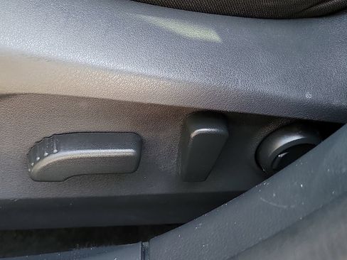 Used 2023 Subaru Outback Premium AWD/4WD image 13