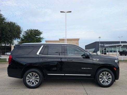 Used 2023 GMC Yukon Denali RWD image 3