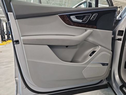 Used 2019 Audi Q7 3.0T Premium Plus AWD/4WD image 20