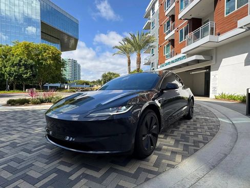 Used 2024 Tesla Model 3 Long Range RWD image 5