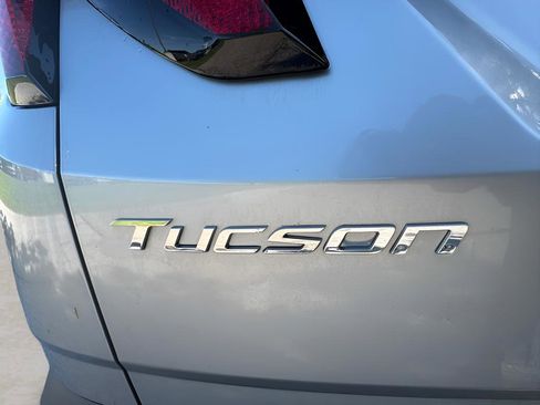 Certified 2024 Hyundai Tucson SE FWD image 9