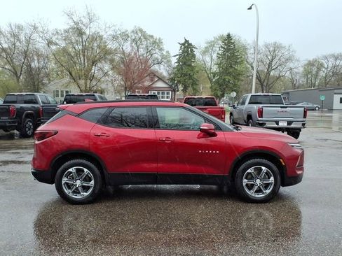Used 2024 Chevrolet Blazer LT w/ Sound & Technology Package AWD/4WD image 2