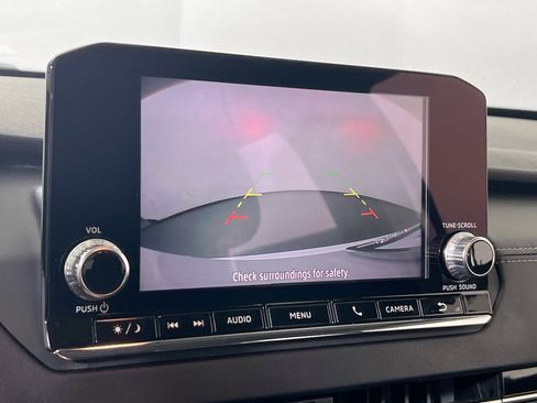 Used 2022 Mitsubishi Outlander ES image 13