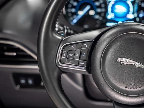 Used 2020 Jaguar F-PACE Premium AWD/4WD image 44