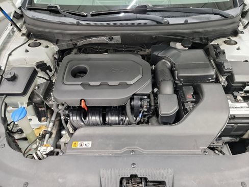 Used 2016 Hyundai Sonata SE image 24