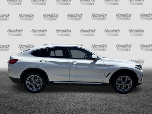 Certified 2025 BMW X4 xDrive30i AWD/4WD image 11
