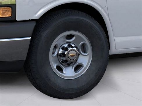 New 2024 Chevrolet Express 2500 Work Van image 7