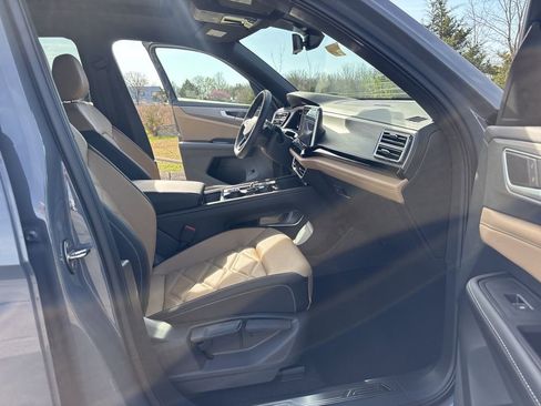 New 2026 Volkswagen Atlas Cross Sport SE image 22