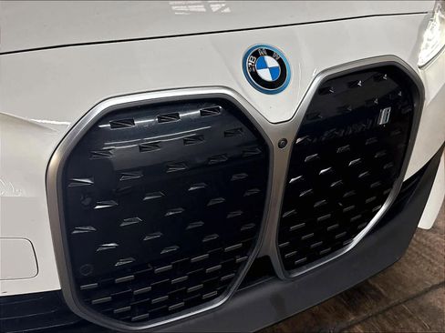 Used 2024 BMW i4 eDrive35 w/ Premium Package RWD image 32