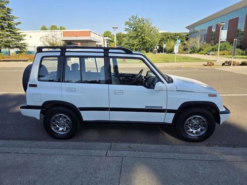 Used 1992 Suzuki Sidekick JLX image 4