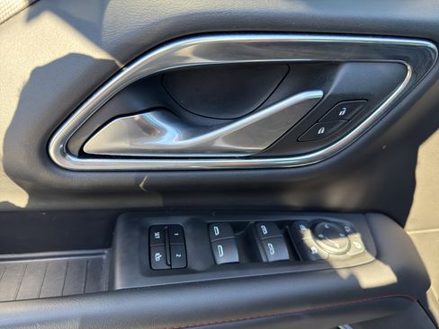 Used 2022 Chevrolet Tahoe RST w/ Luxury Package image 9