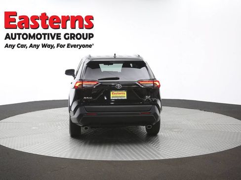 Used 2023 Toyota RAV4 XLE AWD/4WD image 36