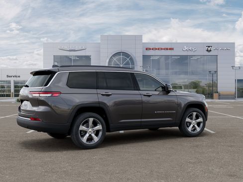 New 2026 Jeep Grand Cherokee L Limited AWD/4WD image 30