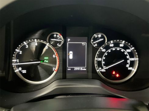 Used 2021 Lexus GX 460 Premium w/ Premium Package image 13