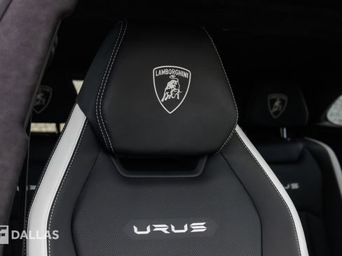 Used 2024 Lamborghini Urus S image 43