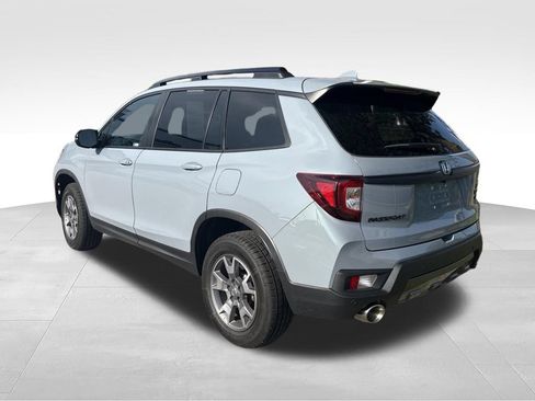 Used 2023 Honda Passport TrailSport image 4