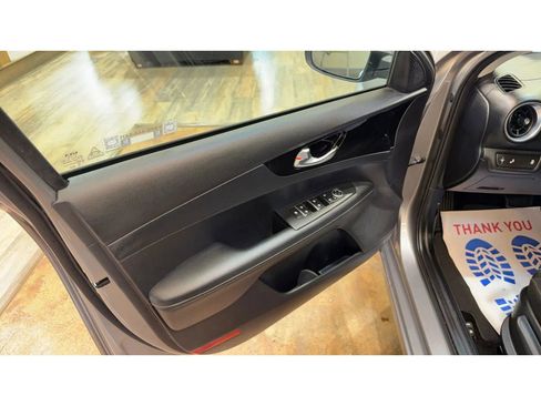 Used 2024 Kia Forte GT-Line image 9