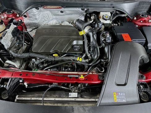 Used 2024 Chevrolet Trax RS image 35