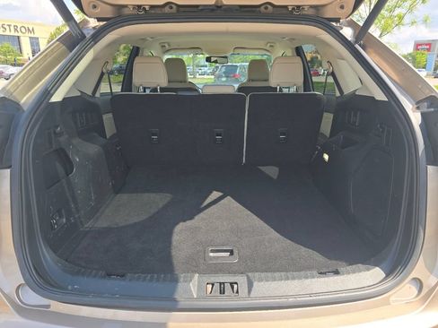Used 2020 Ford Edge Titanium FWD image 19