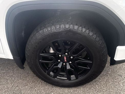 Used 2023 GMC Sierra 1500 Elevation w/ X31 Off-Road Package image 12