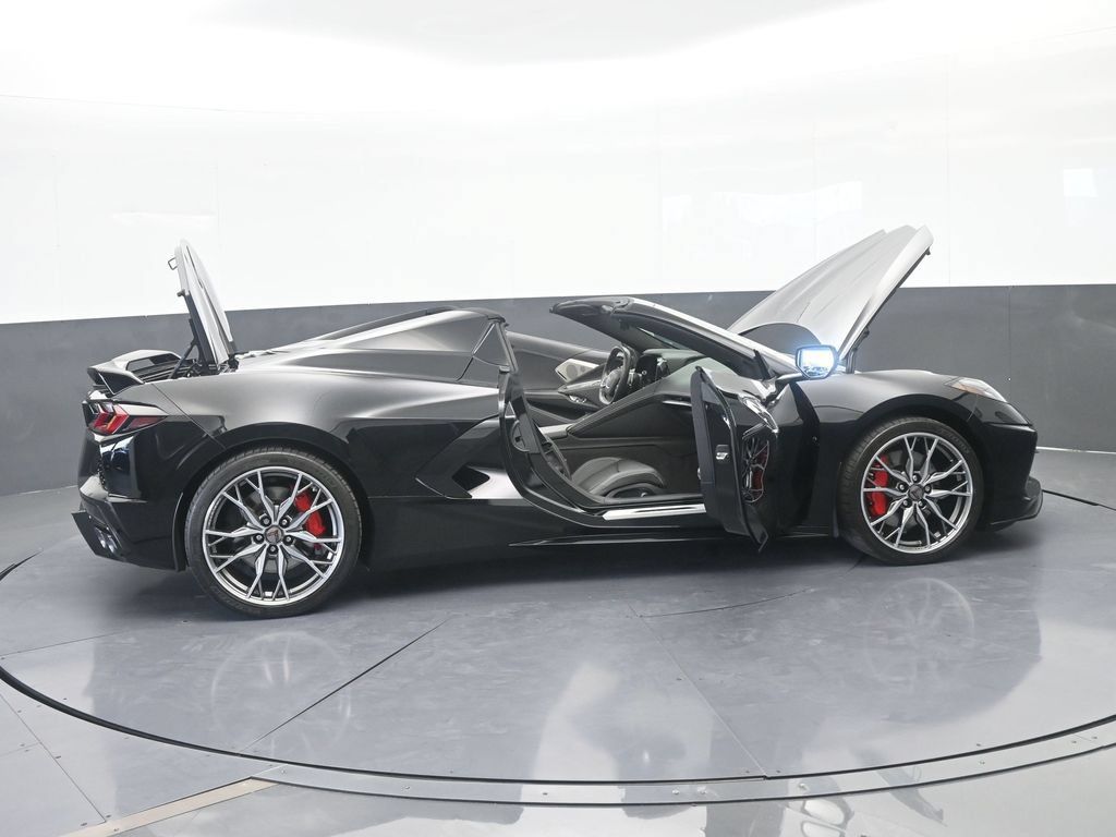 Used 2024 Chevrolet Corvette Stingray Preferred Conv w/ Z51 Performance Package RWD image 70