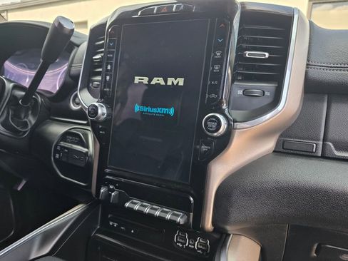 Used 2019 RAM 3500 Laramie AWD/4WD image 12