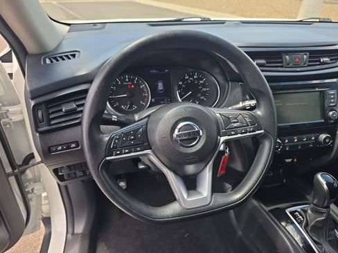 Used 2018 Nissan Rogue S AWD/4WD image 14