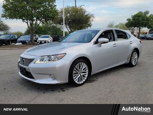 Used 2013 Lexus ES 350 w/ Luxury Pkg image 1