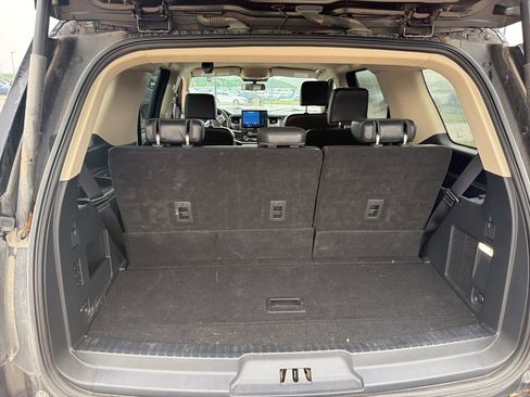 Used 2022 Ford Expedition XLT AWD/4WD image 9