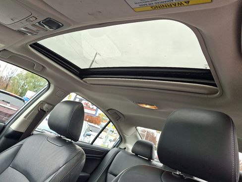 Used 2015 Subaru Legacy 2.5i Limited image 14