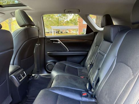 Used 2020 Lexus RX 350L Premium image 16