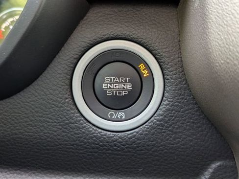 Used 2022 RAM 1500 Laramie image 30