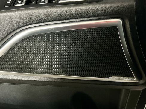 Used 2022 Kia Telluride SX w/ SX Prestige Package image 19