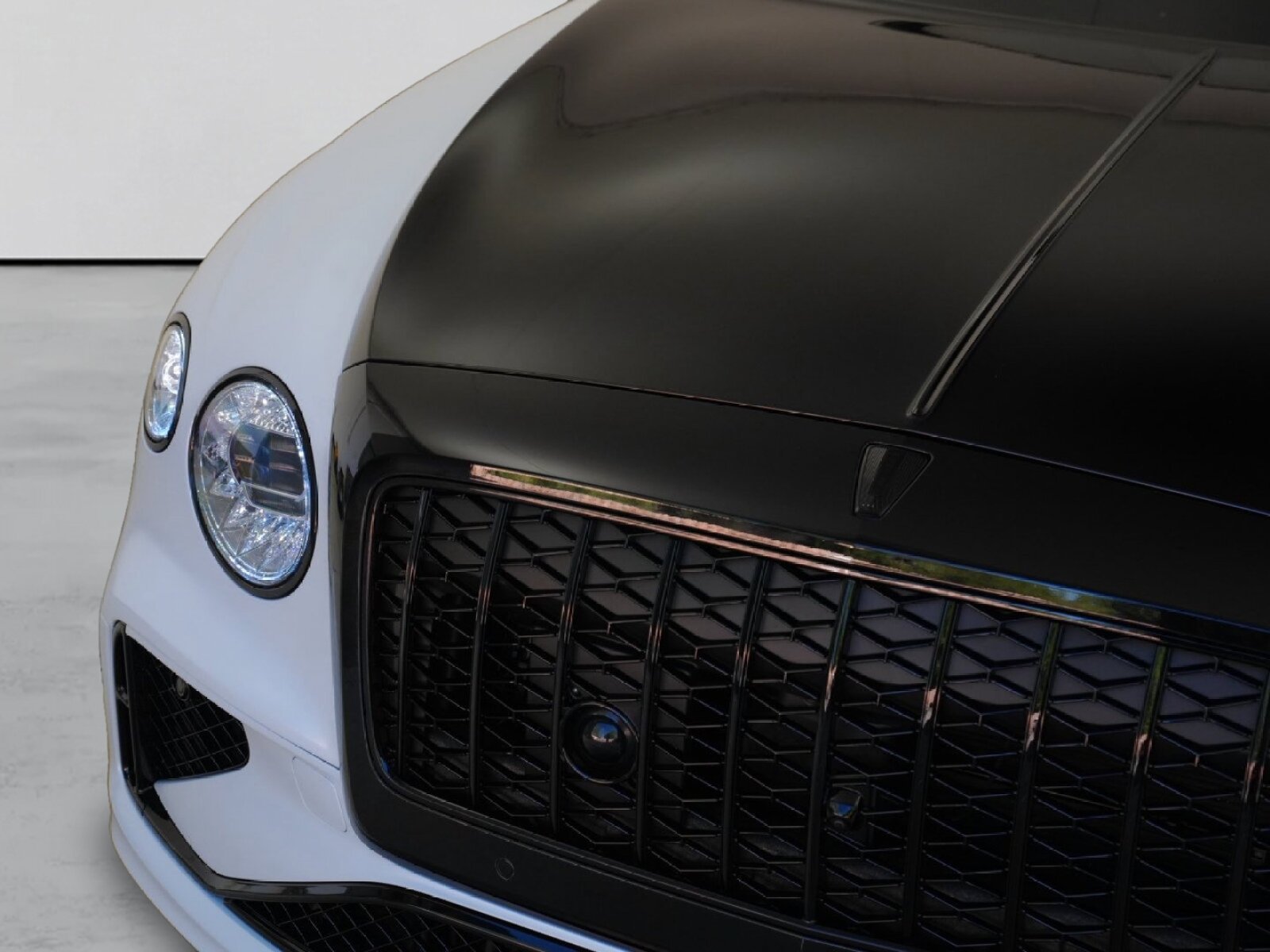 Used 2026 Bentley Flying Spur Azure AWD/4WD image 52