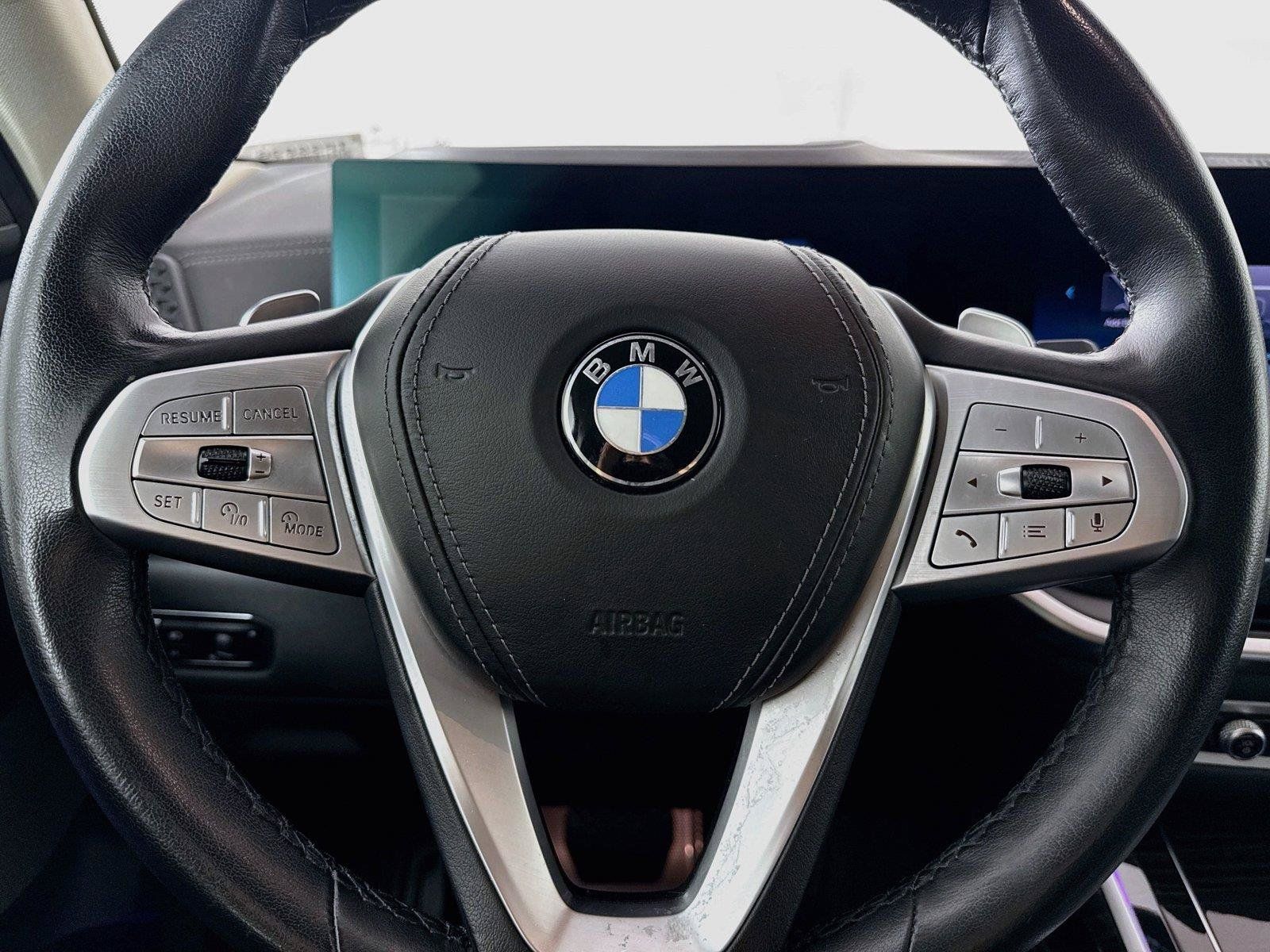 Used 2023 BMW X7 xDrive40i w/ Premium Package AWD/4WD image 17