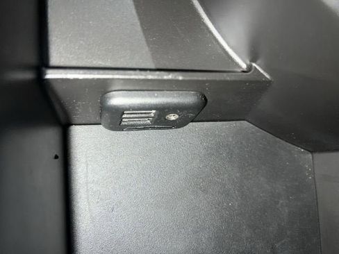 Certified 2021 Chevrolet Camaro SS image 34