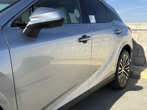 New 2026 Lexus RX 350 RX 350h Premium+ image 8