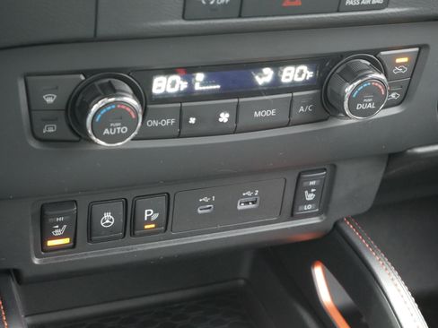 Certified 2023 Nissan Frontier PRO-4X w/ Pro-4X Premium Package image 15