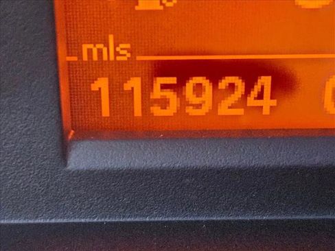 Used 2008 BMW 335xi 335xi image 9