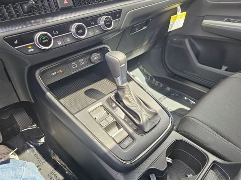 Certified 2025 Honda CR-V EX image 30
