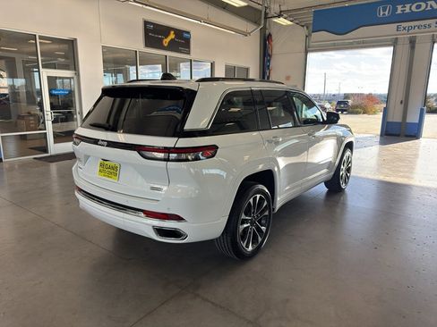 New 2025 Jeep Grand Cherokee Overland w/ Trailer Tow Package AWD/4WD image 5