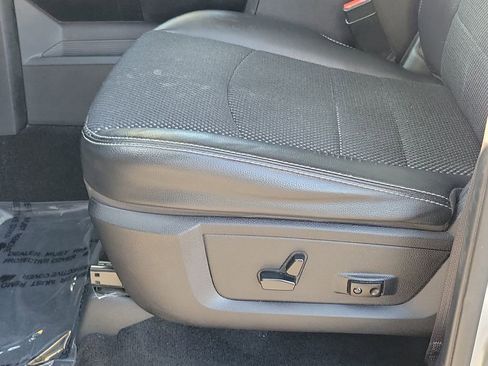 Used 2015 RAM 1500 Sport w/ Remote Start & Security Group AWD/4WD image 16