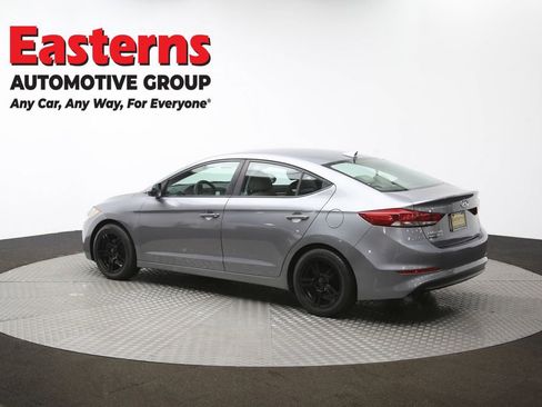 Used 2017 Hyundai Elantra SE w/ Cargo Package image 59