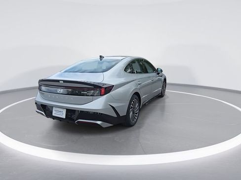 New 2025 Hyundai Sonata SEL FWD image 8